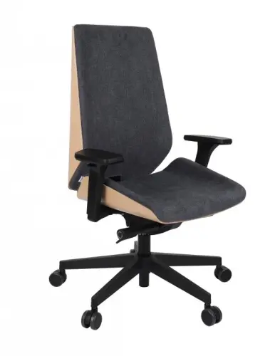 piękny designerski fotel obrotowy biurowy.webp